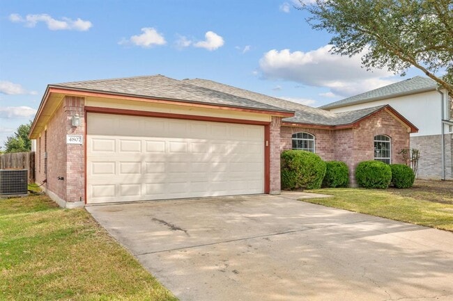 Photo - 4807 Golden Gate Dr