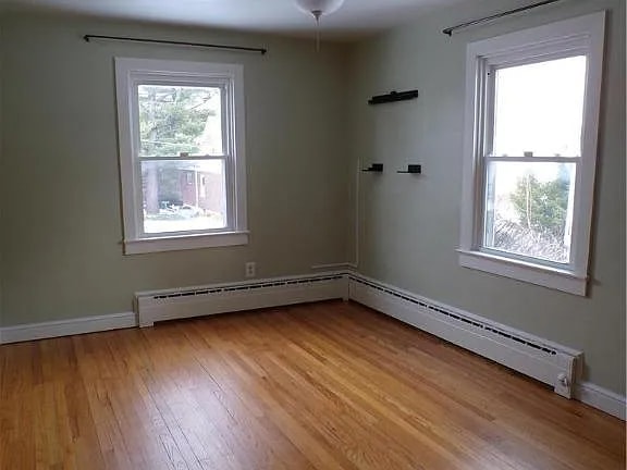 Photo - 2250 Siegfried Ave