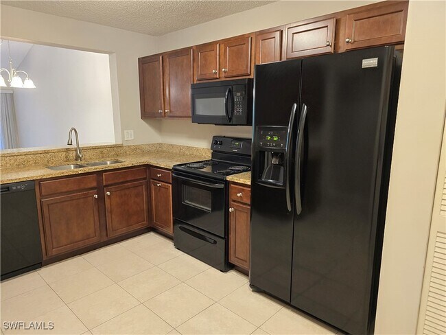 Photo - 605 Squire Cir Unit 203