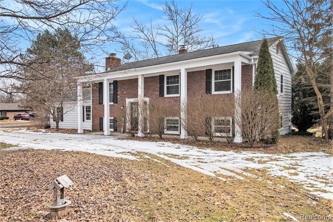 Photo - 13428 Sequoia Ln