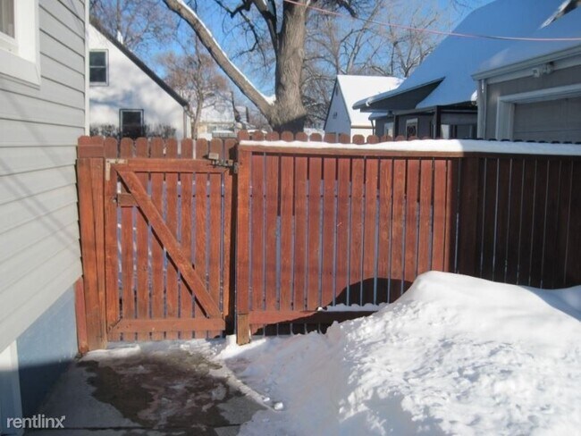 Photo - 540 1/2 Wyoming Ave