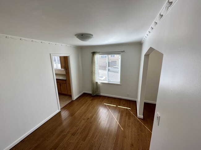Dining Room - 594 34th Ave