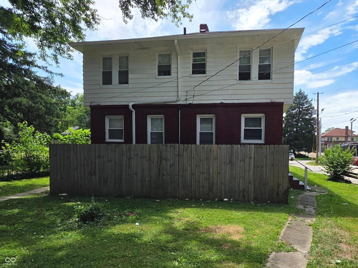 Photo - 19 S Spencer Ave