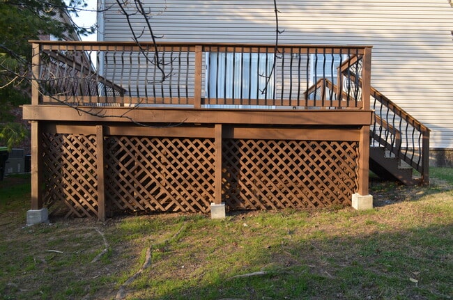 Photo - 1401 Peppermint Ln