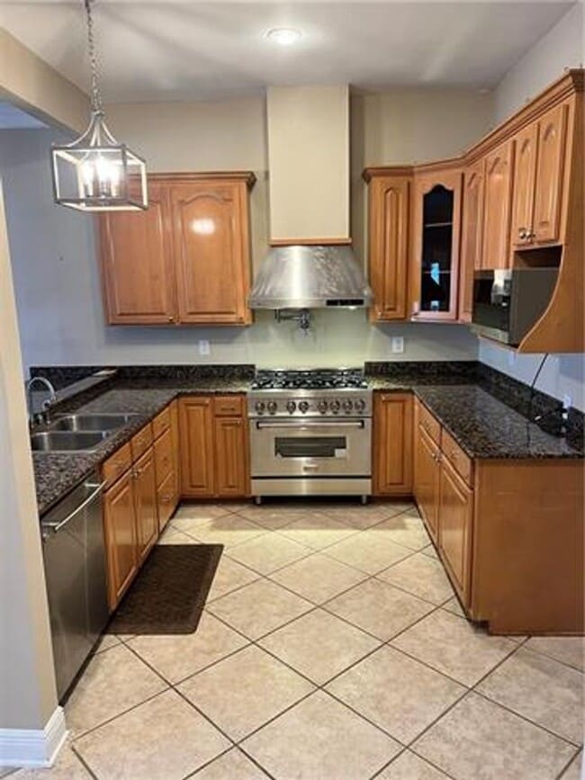 Photo - Beautiful and Spacious townhome in gated Clipper Estates. Three bedrooms, each with a private bat...