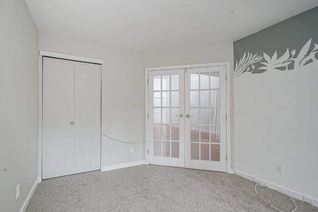 Photo - 2004 Augusta Cir