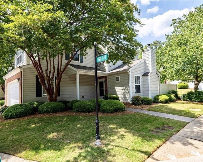 170 Windcroft Ct NW