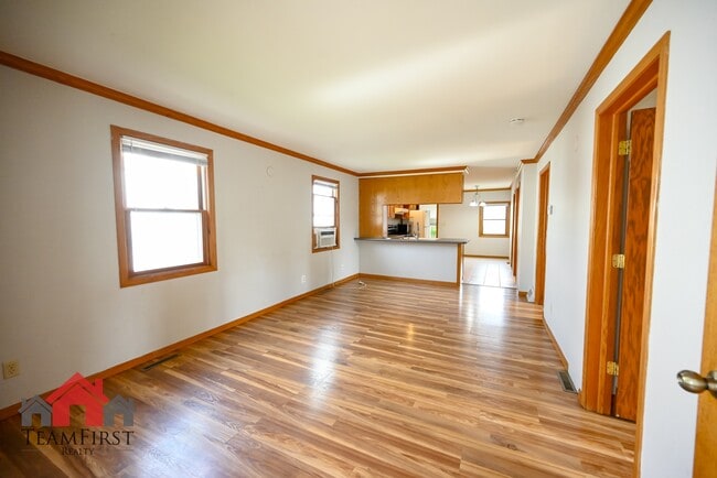 Photo - 608 Central St