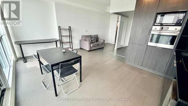 Photo - 70 Temperance St Unit 3702