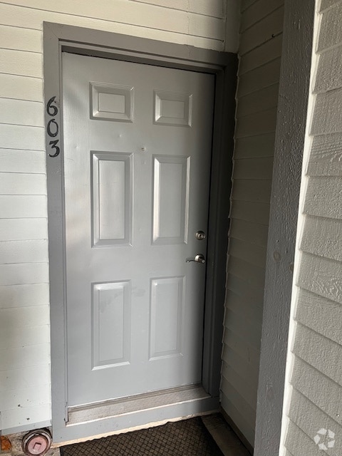 Building Photo - 603 Poplar Ct Unit 603 Poplar Crt Rental