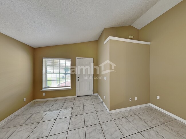Photo - 12600 Parkbury Dr