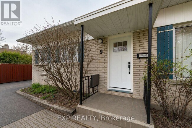 Photo - 9 Kirkstall Ave