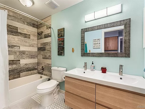 Photo - 4262 S Laredo Way