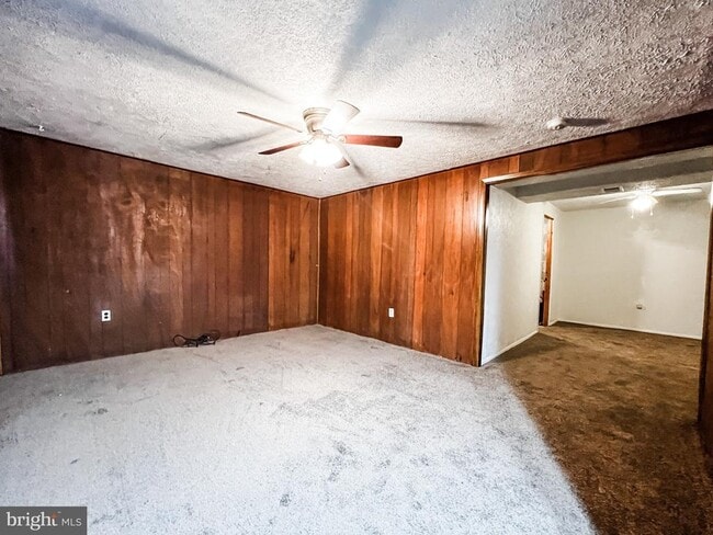 Photo - 811 Calvert Towne Dr