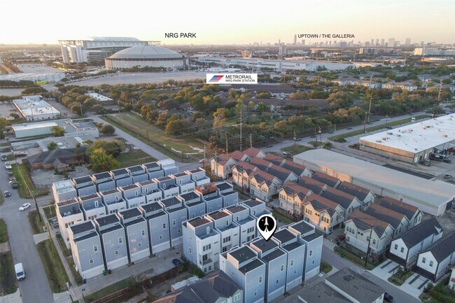 Photo - 2116 Naomi St