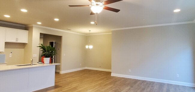 Photo - 116 Addison Way