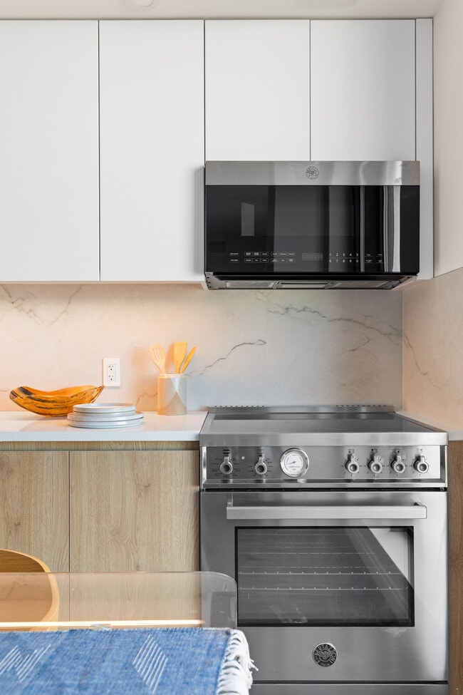 115K Kitchen Finishes