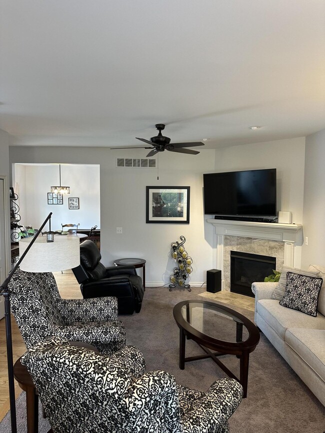 Photo - 806 Adams St