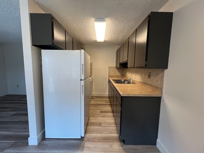 Building Photo - 10th Street Square Apartments Unit 10th365