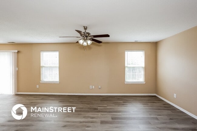 Photo - 10305 Cadogan Dr