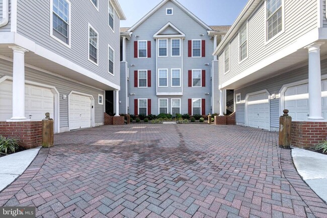 Photo - Spacious 2-bedroom 2 Bath condo in New Town