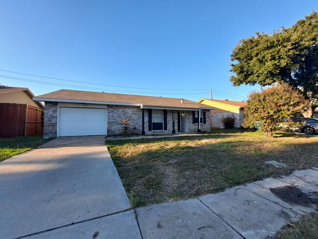 Recently Renovated 3/2/1 in Garland ISD - Recently Renovated 3/2/1 in Garland ISD Casa