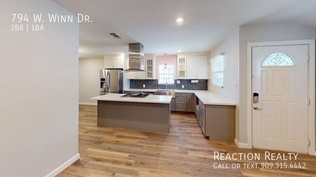 Photo - 794 W Winn Dr