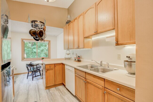 Photo - 5321 Beachside Dr