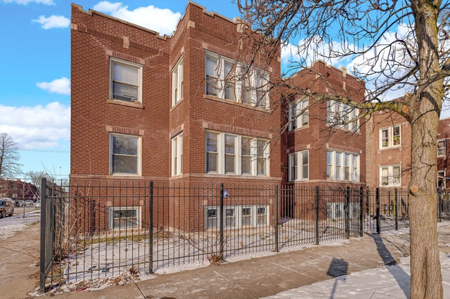 Photo - 3006 W 64th St