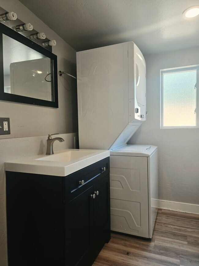 307 Acoma Dr Unit 307 Acoma Drive Unit A