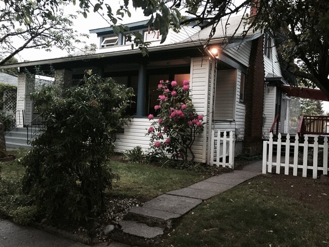 Photo - 5410 NE 32nd Pl. Unit Lower