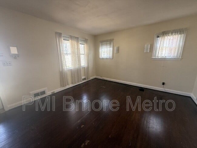Photo - 3609 Woodlea Ave