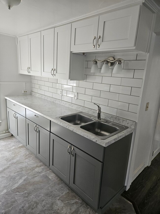 Photo - 206 Rathbun St Unidad Upper