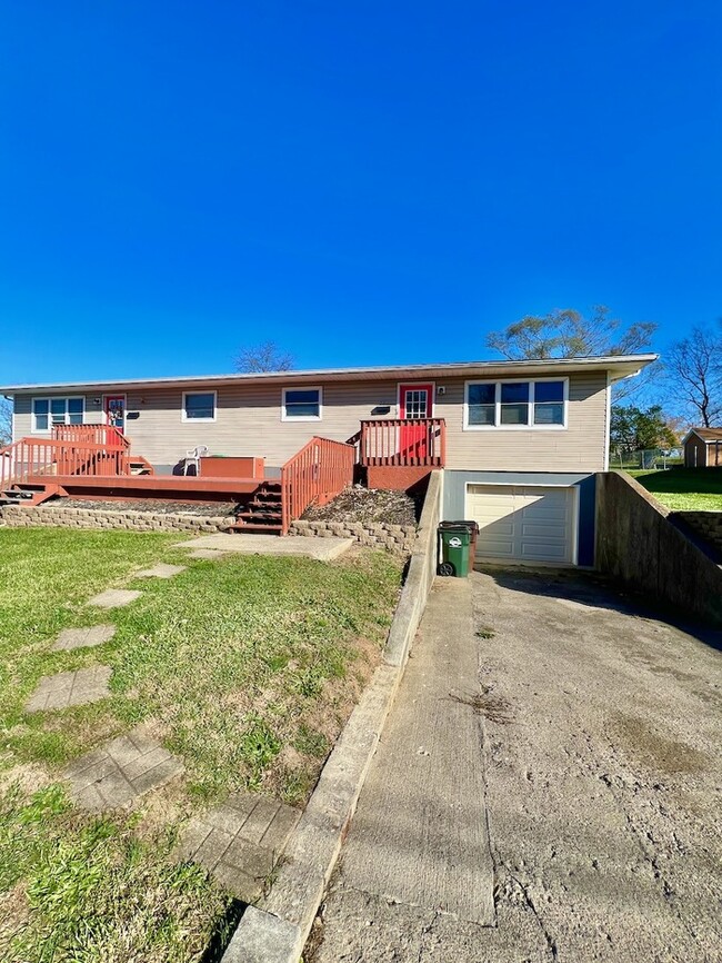 Photo - 22 East Ave Townhome