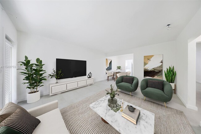 Building Photo - 6930 Rue Versailles Dr Unit 10