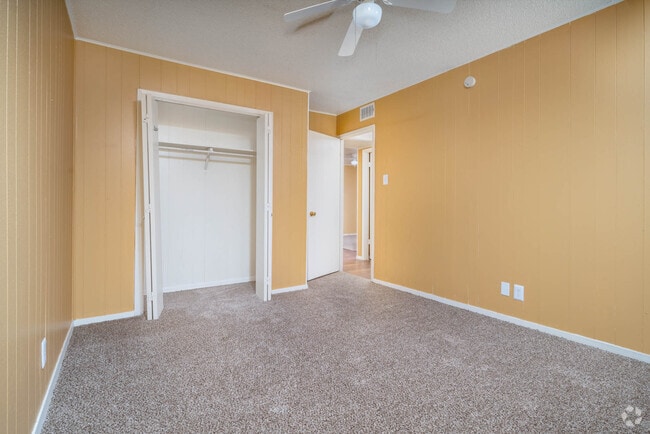 2BR , 1BA - 853SF Bedroom 1