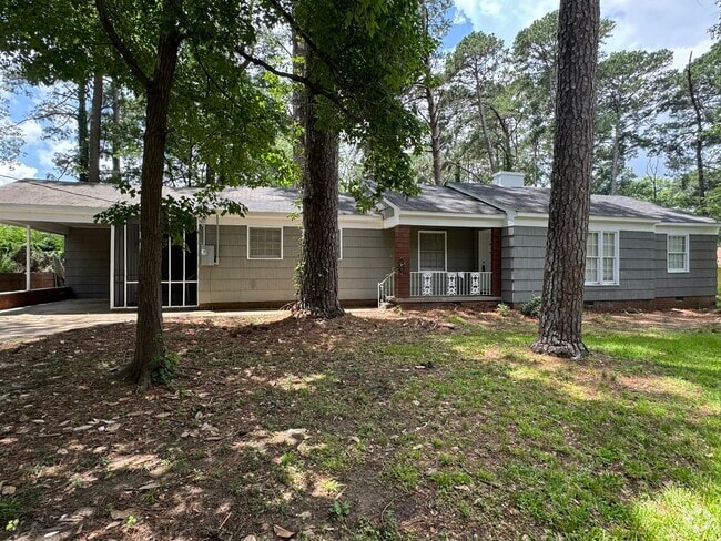 Building Photo - 329 Pine Ridge Rd Rental
