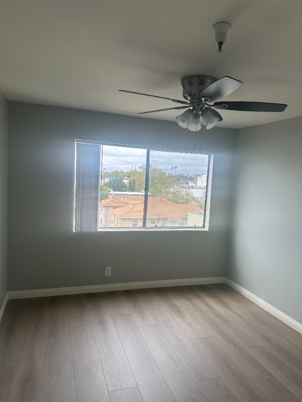 Building Photo - 5811 Tujunga Ave Rental