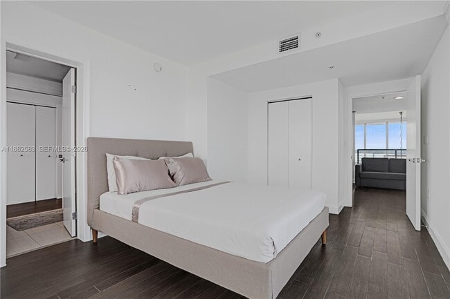 Photo - 7928 East Dr Unit 1808