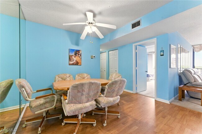 Photo - 3460 N Key Dr Unidad 409