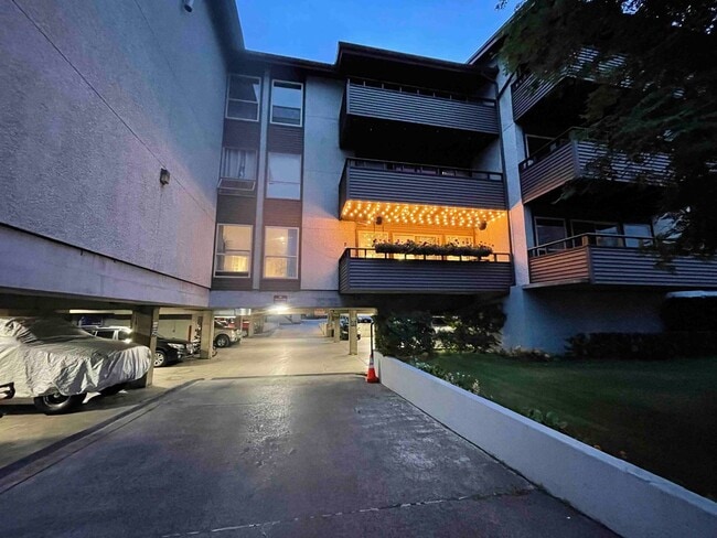221 E 7th Ave Unit 102