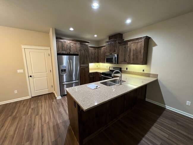 Photo - Gorgeous townhome in SW Redmond!