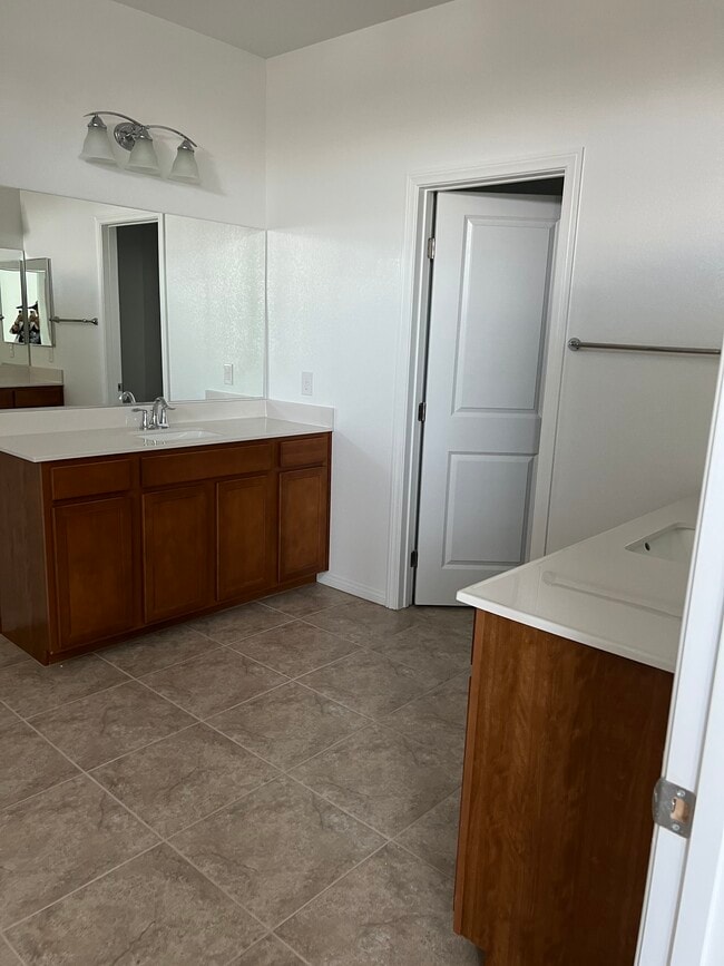 Photo - 1923 Karner Blue Ave