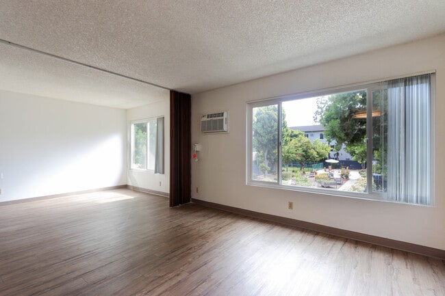 Photo - Miracle Terrace