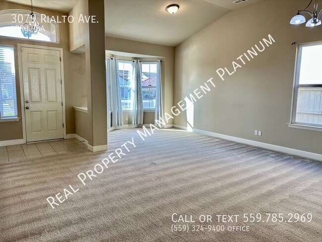 Photo - 3079 Rialto Ave