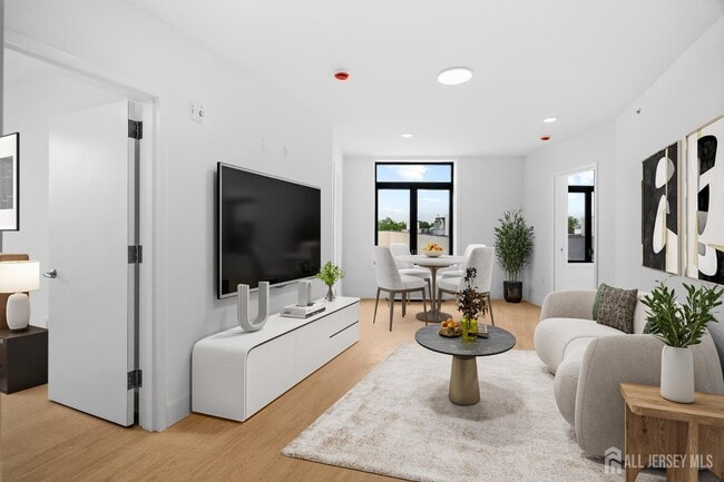 Photo - 50 Easton Ave Unit 201