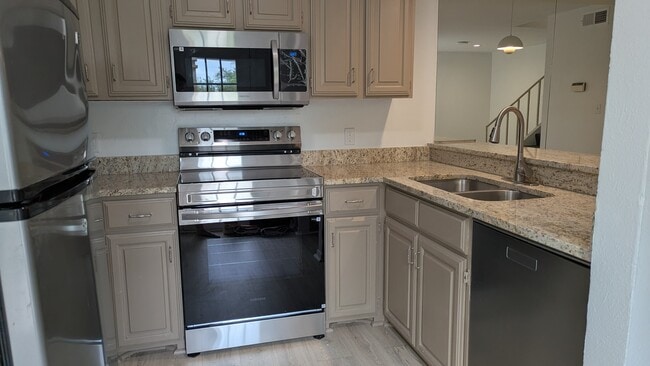 Granite Countertops - 5200 Martel Ave Unit Monticello Balcony Condo