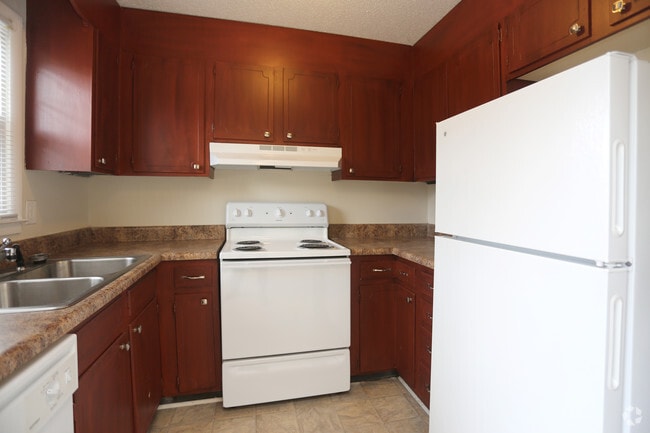 2BR,1.5BA-Townhome w/ Patio 996 SF