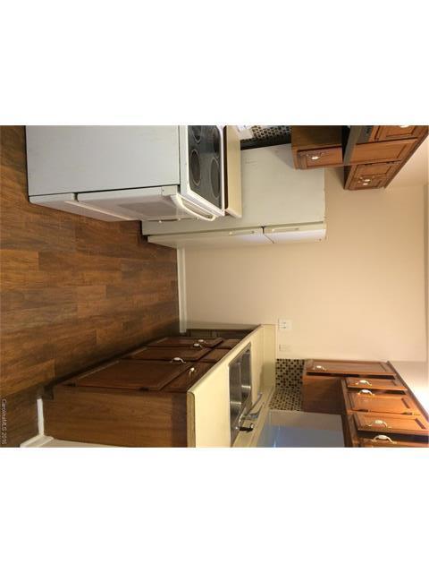 Photo - 9619 Vinca Cir Unit Room 1