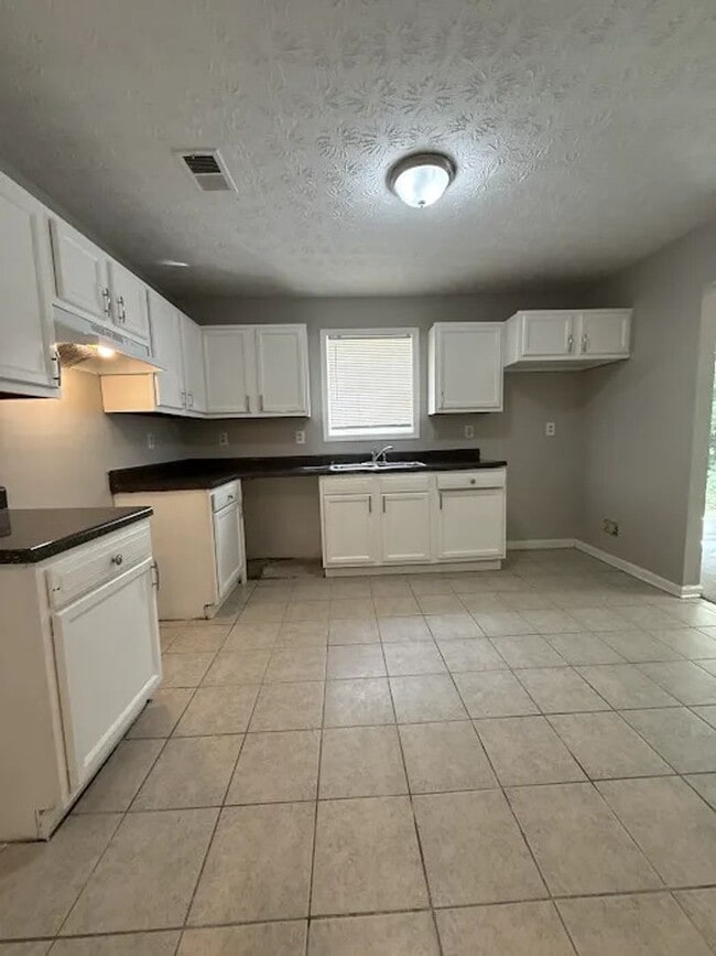 Photo - 3786 Rock Hollow Ct